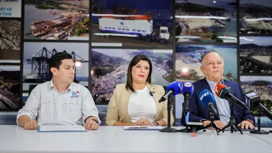 Autoridad Marítima asume control de puertos y garantiza continuidad laboral