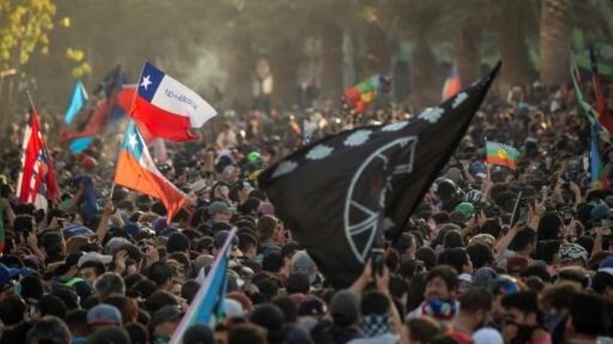 Nueva marcha en Chile por el 'rechazo' a la reforma de la Constitución