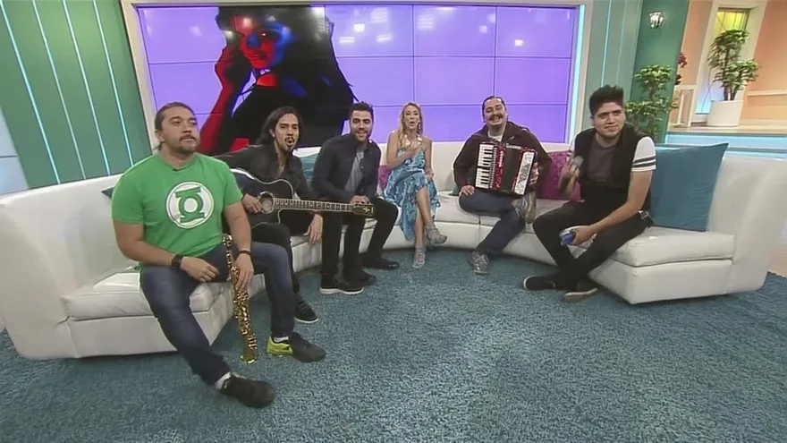 Grupo musical "Nota Sonotra" en concierto en Panamá