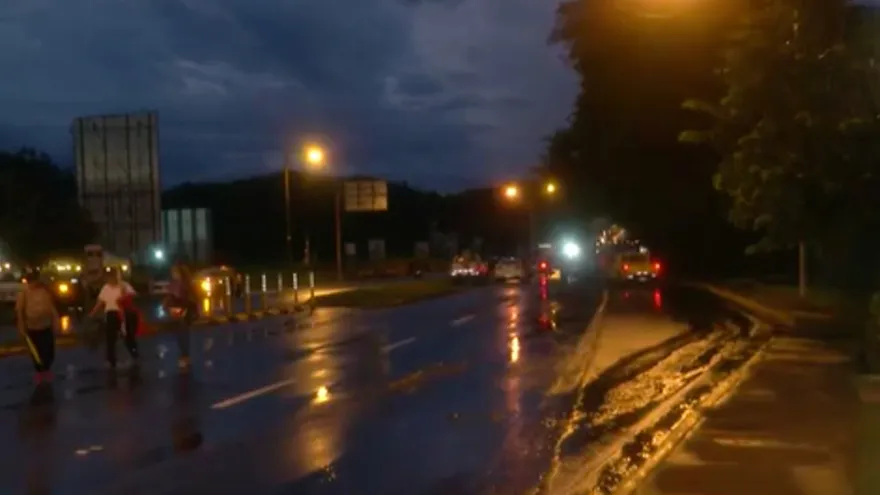 Vías cerradas en ambas direcciones en la provincia de Coclé