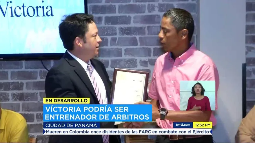 Autoridad de Aseo rinde homenaje a árbitro panameño para el Mundial Rusia 2018