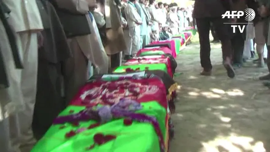 Al menos 280 muertos en sismo en el sur de Asia