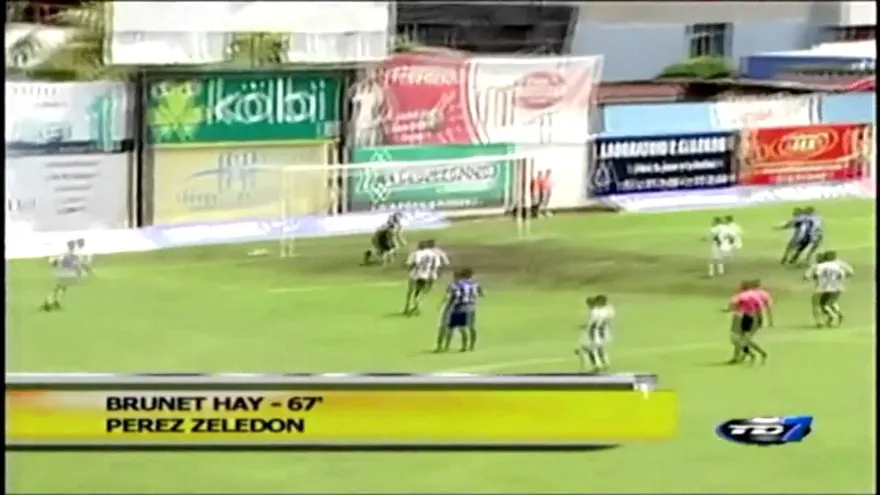 Gol y asistencia de Brunette Hay con Pérez Zeledón de Costa Rica