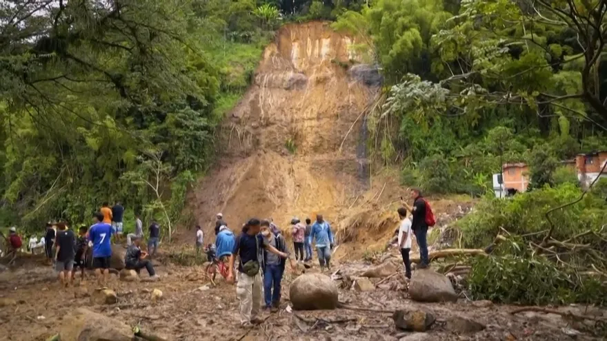 Deslizamiento de tierra en Colombia deja una decena de muertos