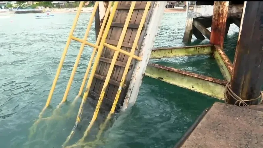 Colapsa muelle de Taboga