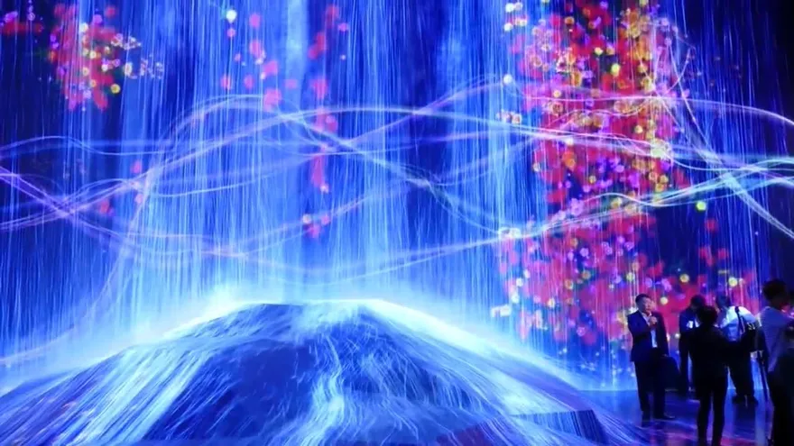 El arte digital envolvente echa raíces en Tokio