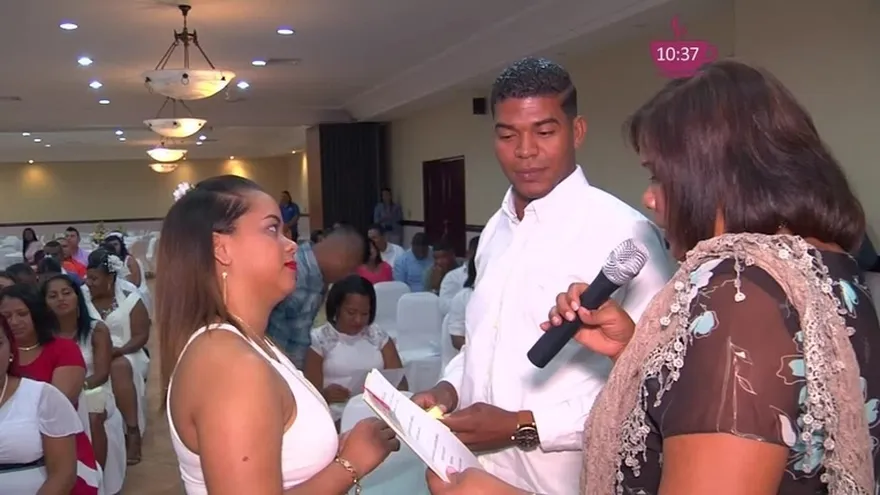 ¿Qué es una boda masiva?