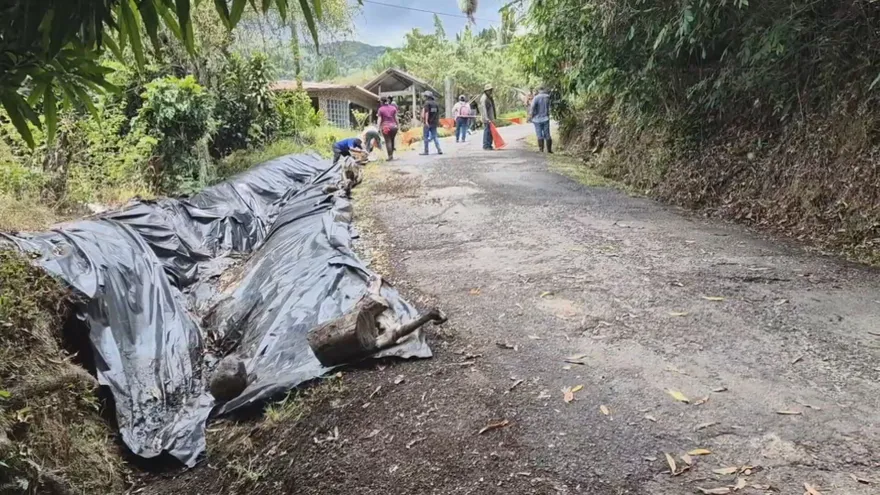 Moradores de Cerro Campana temer quedar incomunicados por mal estado de vía