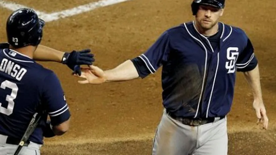 Nuevos dueños de los Padres prometen continuar tradición