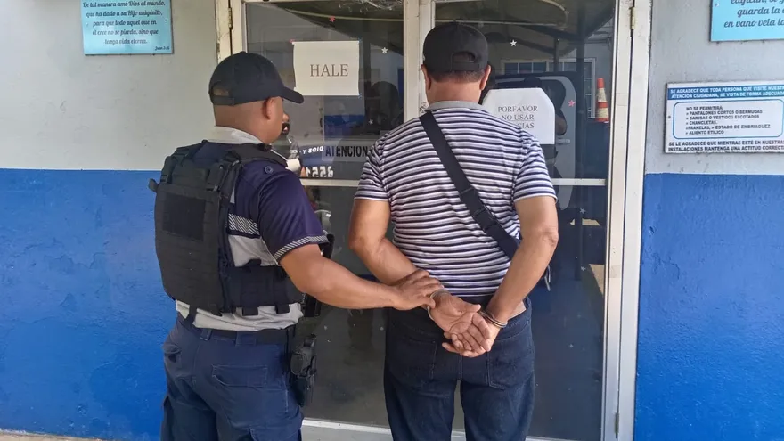 Aprehenden en Chiriquí a hombre con 13 oficios de captura