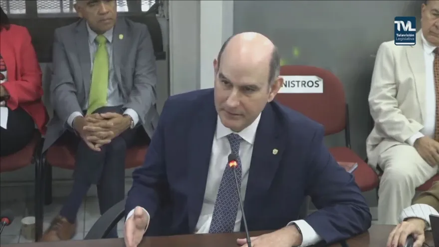 MEF pide traslado de $30 millones para saneamiento de terreno con municiones y pago arbitrajes internacionales