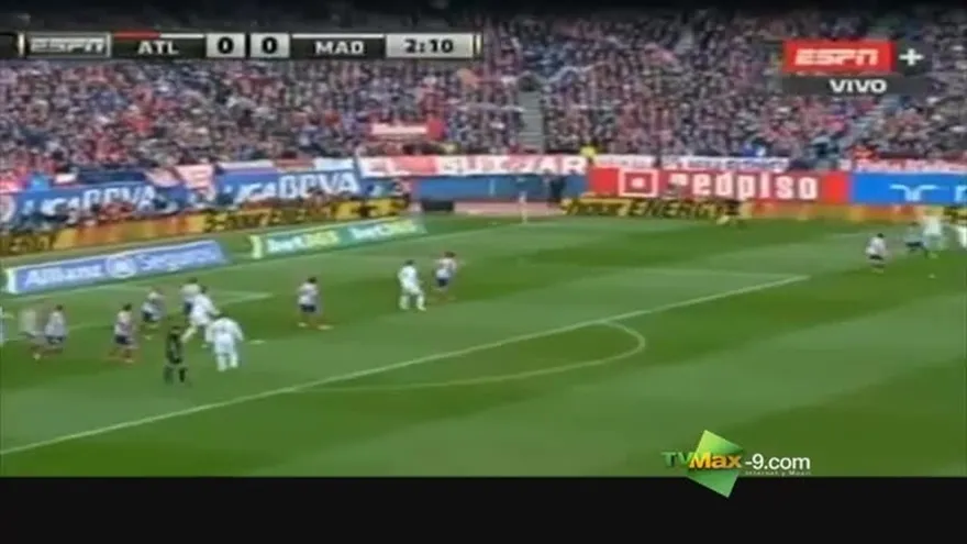 Gol de Benzema a los dos minutos de partido