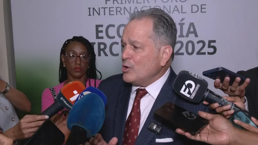 El ministro de Ambiente, Juan Carlos Navarro.