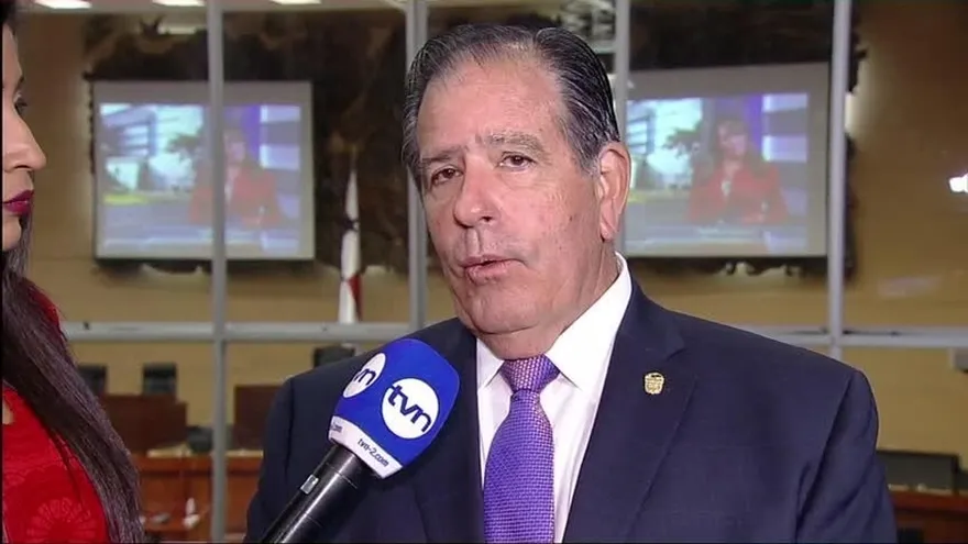 CD continúa sin elegir candidato a magistrado del TE