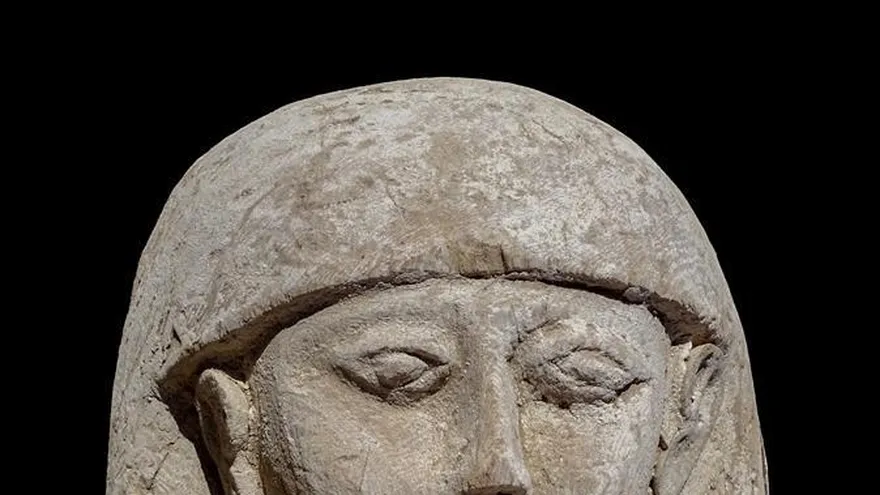 Un momia de 3 mil 600 años y su ajuar, encontradas por españoles en Luxor