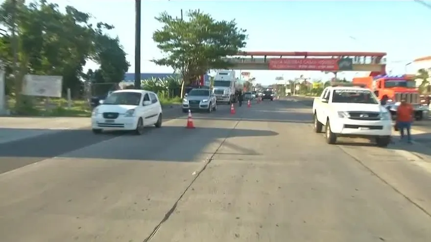 Restablecen tráfico en Chame tras vuelco de camión con combustible