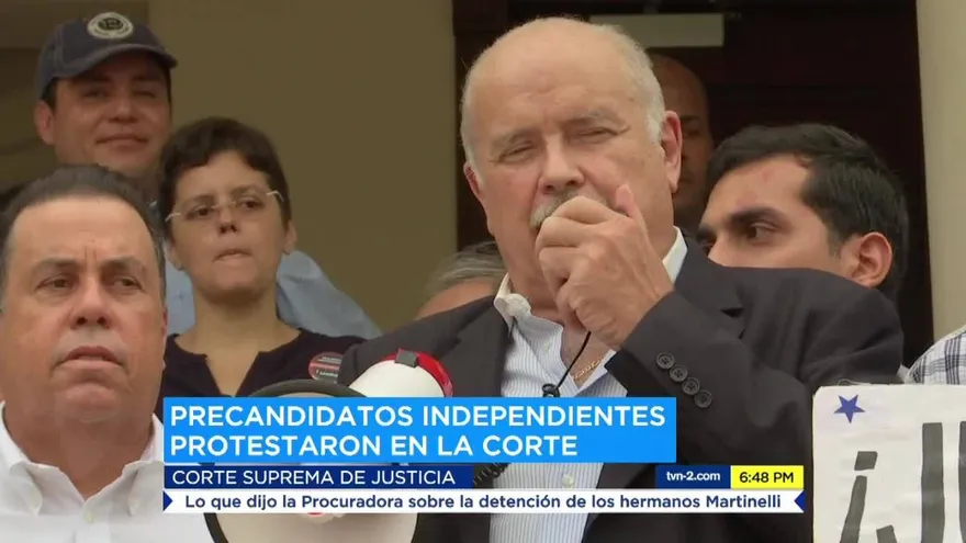 Precandidatos por libre postulación protestan en la CSJ