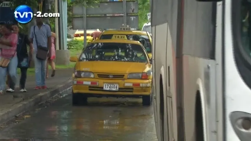 Panameños se quejan por la inseguridad de taxis