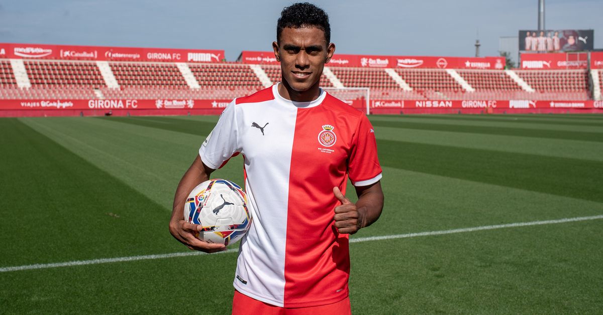 El Girona le da la bienvenida a Édgar Yoel Bárcenas Fútbol Nacional