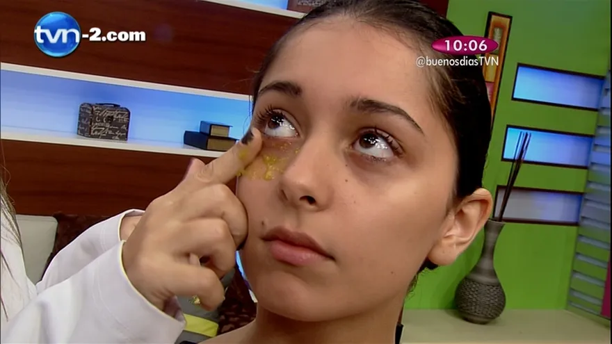 Estética - Resolver problemas de ojeras con aguacate