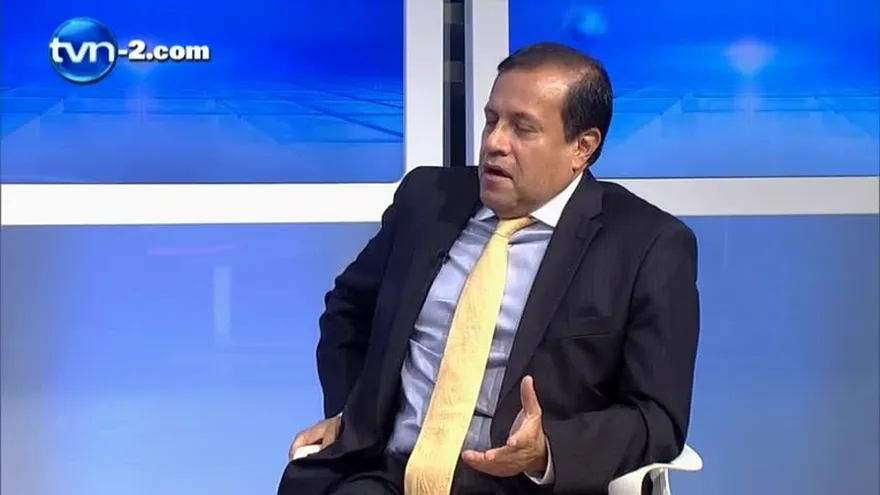 Economista: próximo gobierno tendrá que ser prudente con los gastos