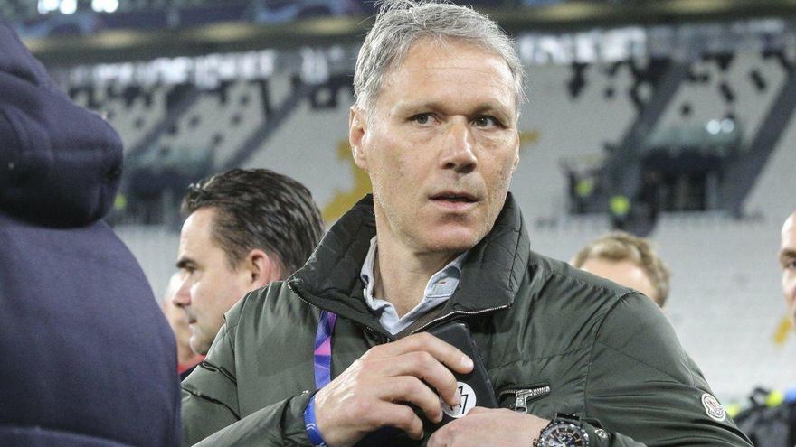 La cadena “Fox Sports” aparta una semana a Van Basten por su proclama nazi