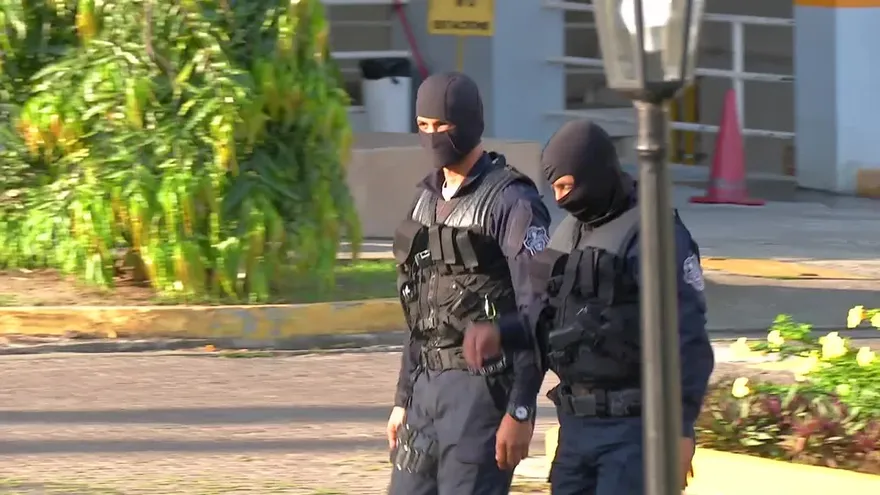 Cinco policías vinculados a una red de narcotráfico internacional