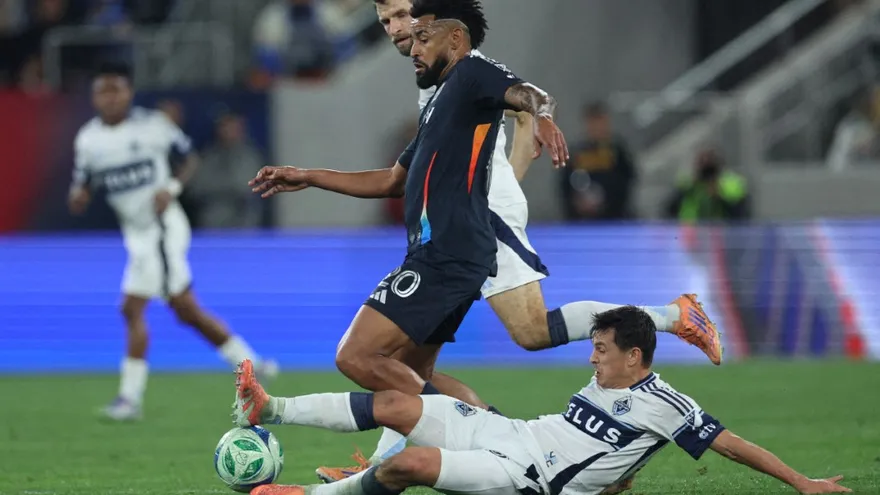 Aníbal Godoy en acción con el San Diego FC