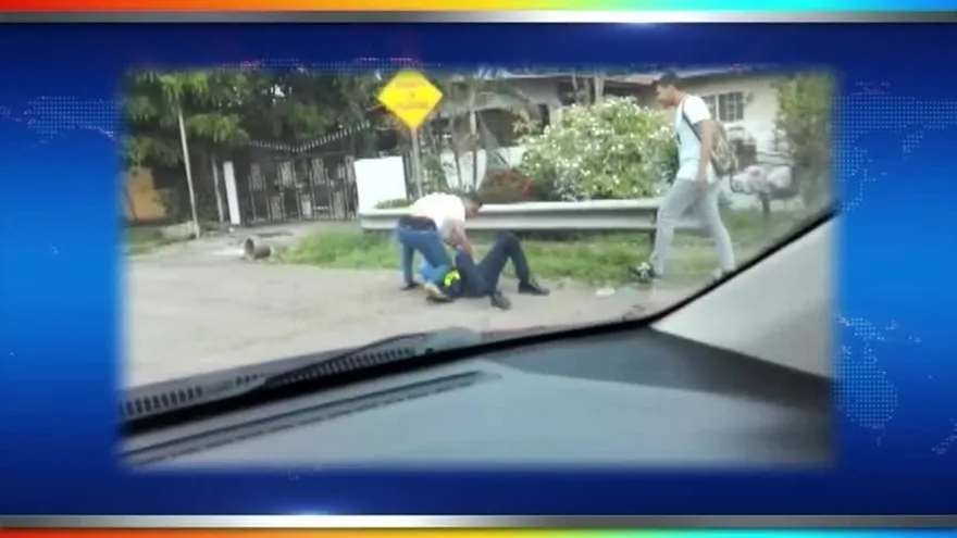 Conductor golpea a inspector de la ATTT