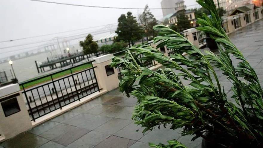 La tormenta tropical Adrian se formó en la madrugada de este miércoles en el Pacífico mexicano, convirtiéndose en el primer ciclón de la temporada 2017.