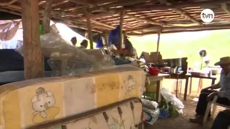 16 familias damnificadas por sismos y lluvias sobreviven en albergue improvisado en Bombachito