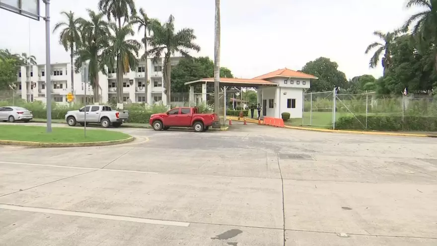 Autoridades investigan confuso incidente registrado frente al Ministerio de Seguridad Pública en Amador.