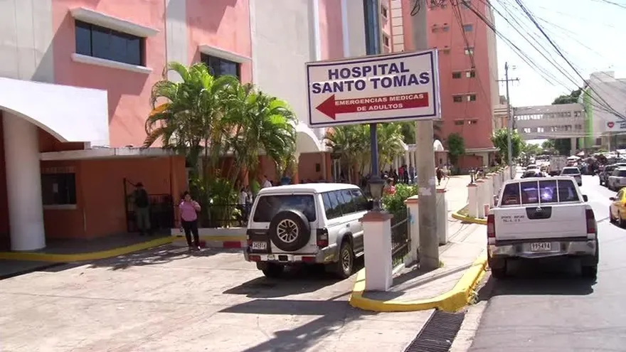 CSS presta materiales de limpieza al Hospital Santo Tomás