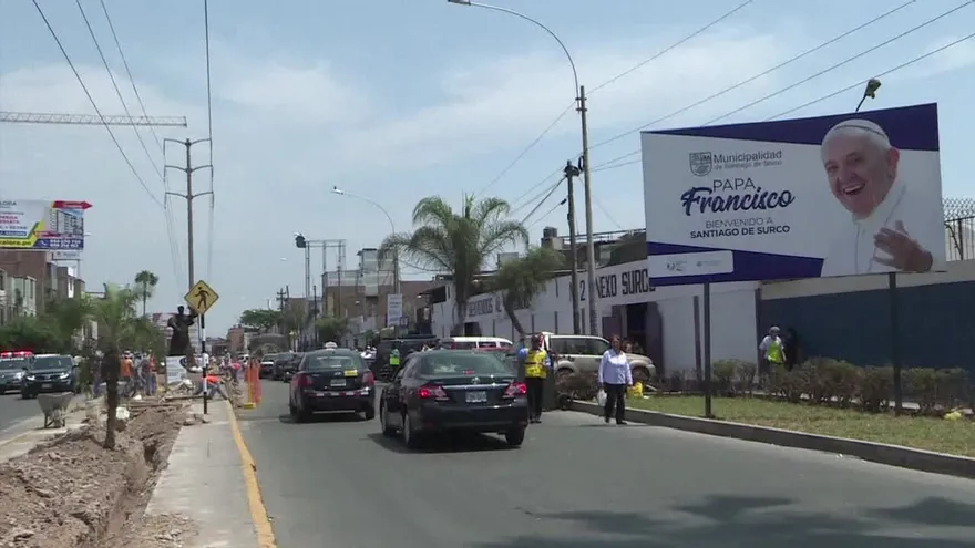 Abusos sexuales en la Iglesia persiguen al papa en sus giras