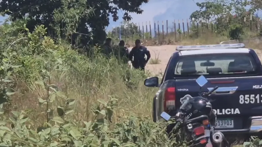 Persecución en Río Hato termina con tres aprehendidos vinculados a armas y droga