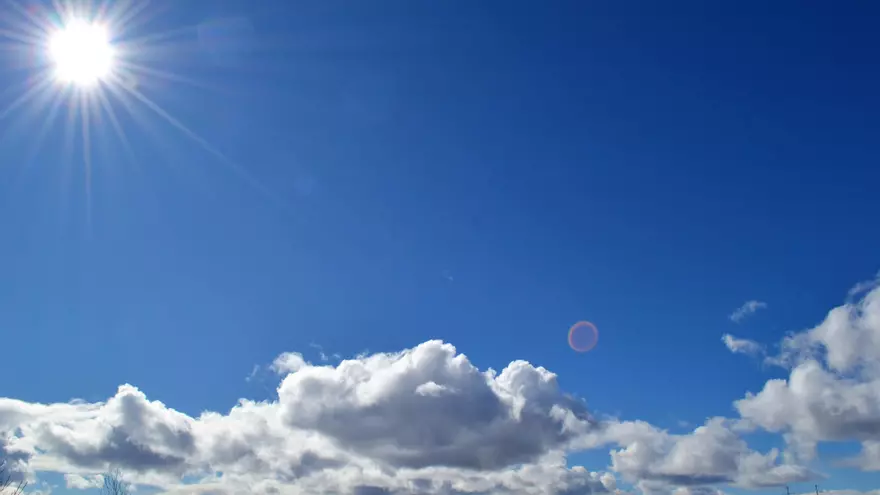 Imagen con fines ilustrativos de clima soleado o altas temperaturas.