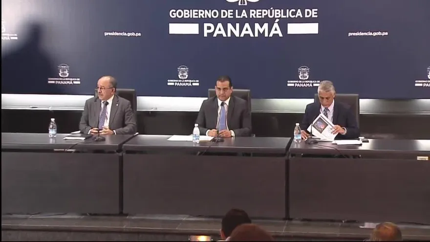 Docentes de comarca Gnäbe presentan pliego de peticiones con 42 puntos