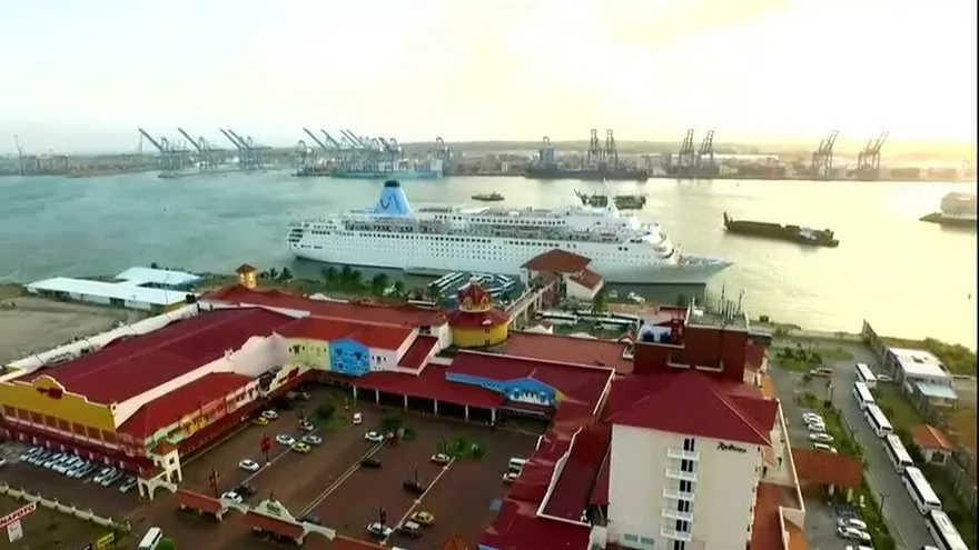 Colón celebró con fervor sus 164 años de fundación