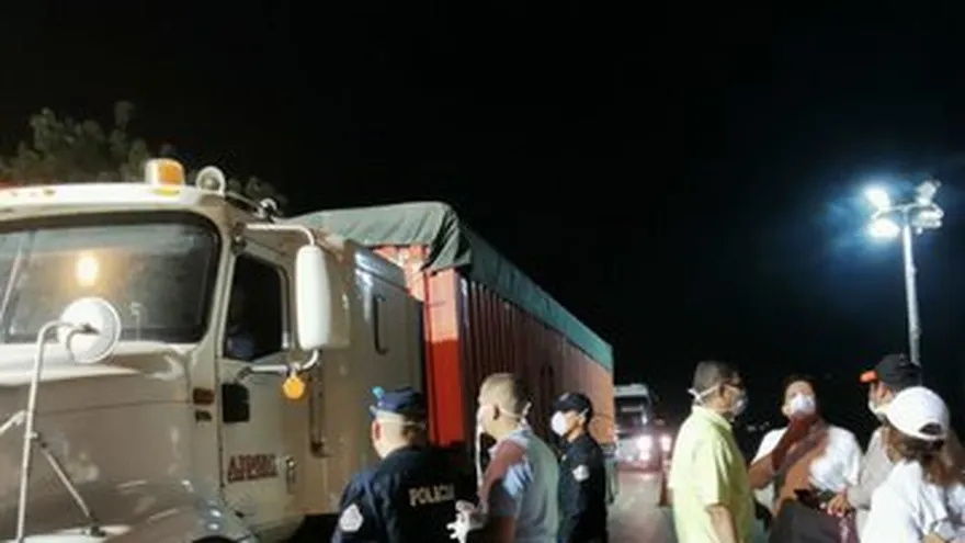 Autoridades de Herrera y Los Santos realizan cerco sanitaria.