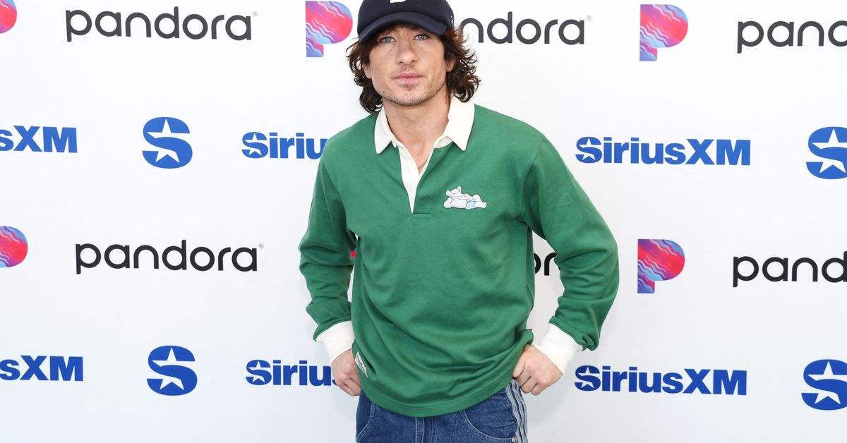 Barry Keoghan rompe el silencio sobre el odio que recibe en redes por críticas a su físico