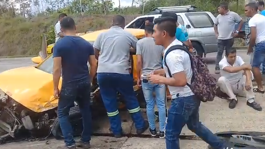 Nueve heridos por triple colisión en Felipillo