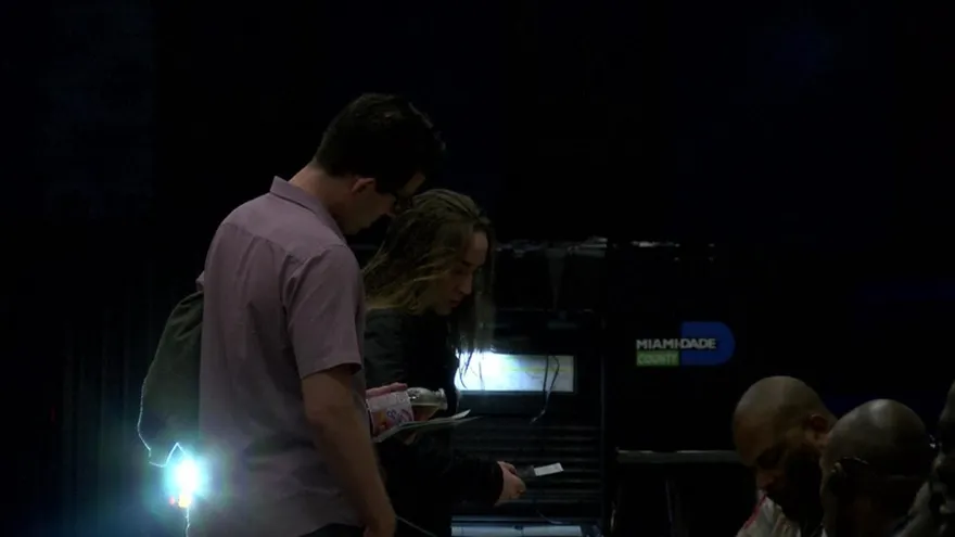 Crucial jornada de primarias en cinco estados de EEUU