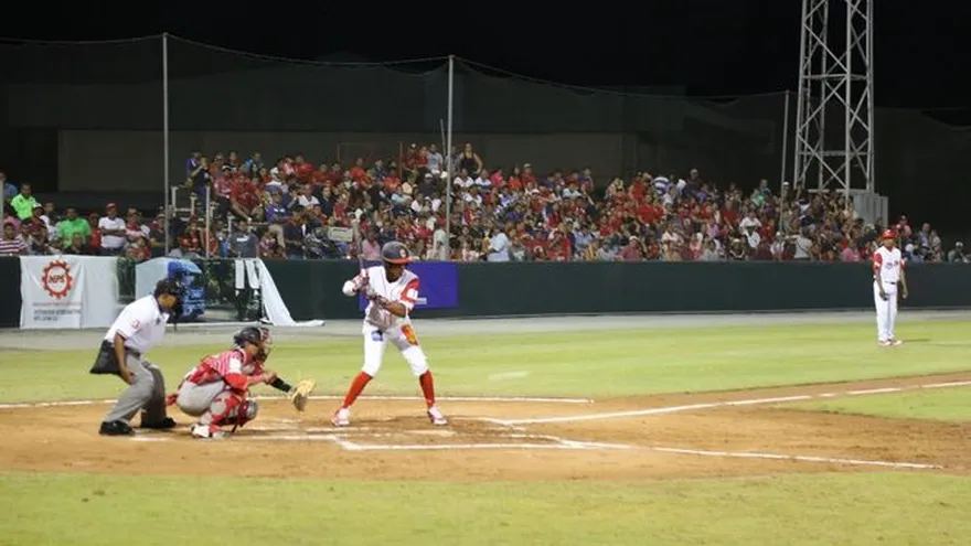 Sexta victoria para Coclé, Único invicto del juvenil