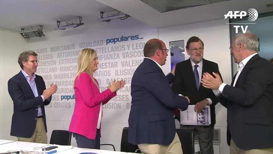 Rajoy reclama gobernar España pero todavía tiene que negociar