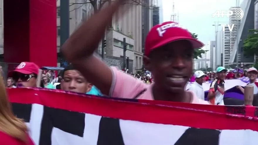 Sao Paulo protesta contra recortes al gasto público
