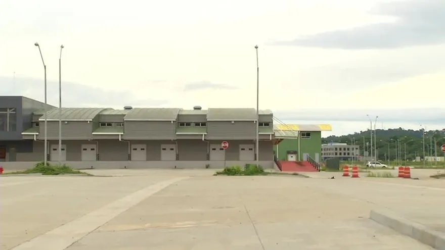 Futuro incierto para mercado de abastos