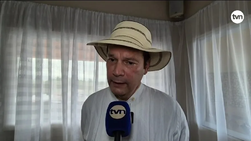 Javier Martínez Acha, canciller de la República.