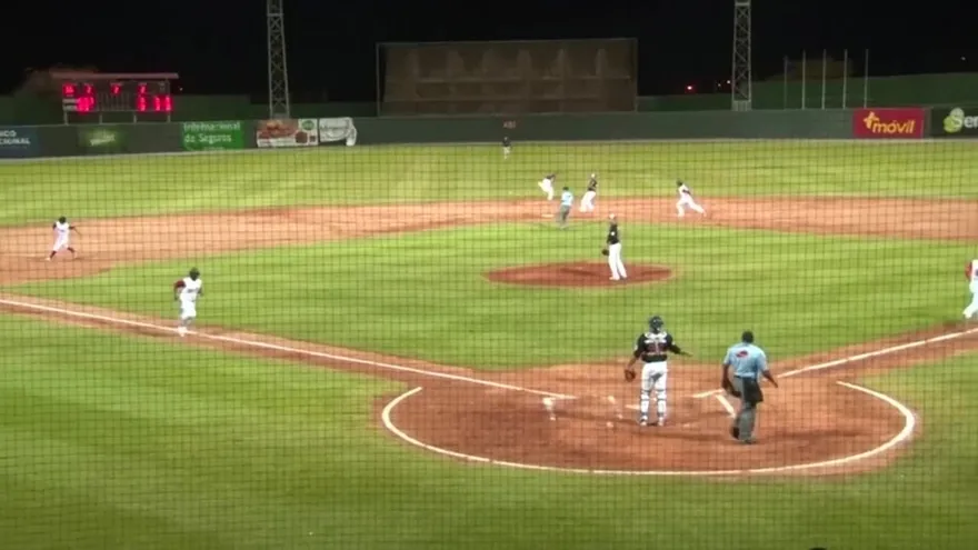 Coclé derrotó a Los Santos 6 carreras por 2