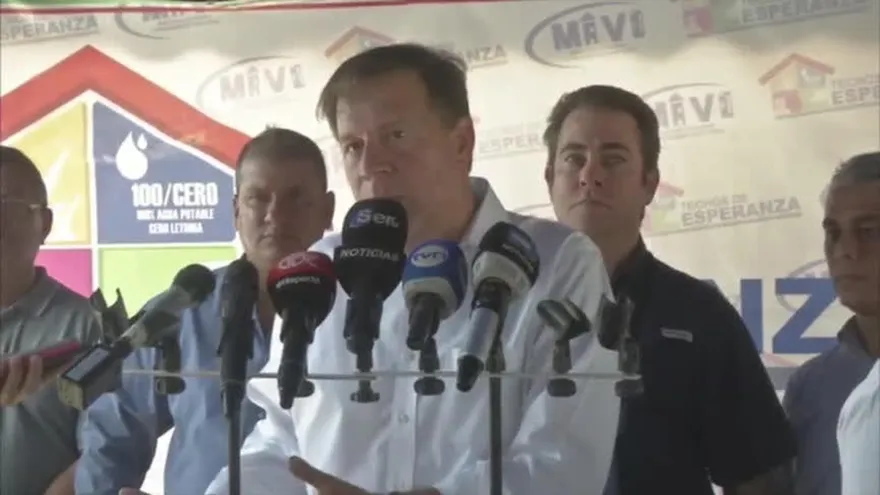 Presidente Varela habla sobre polémico alquiler de ambulancias en la CSS