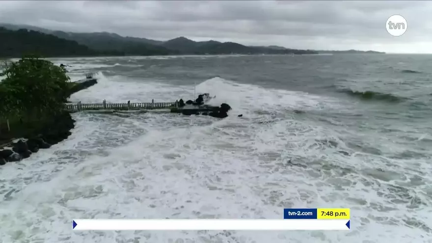 Fuertes vientos y oleajes  en las costas del Caribe
